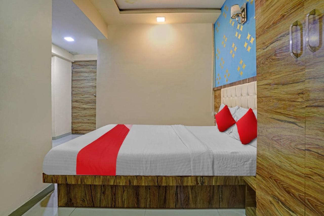 Pop 81030D Hotel Crystal Park Jogeshwari Mumbai Eksteriør bilde